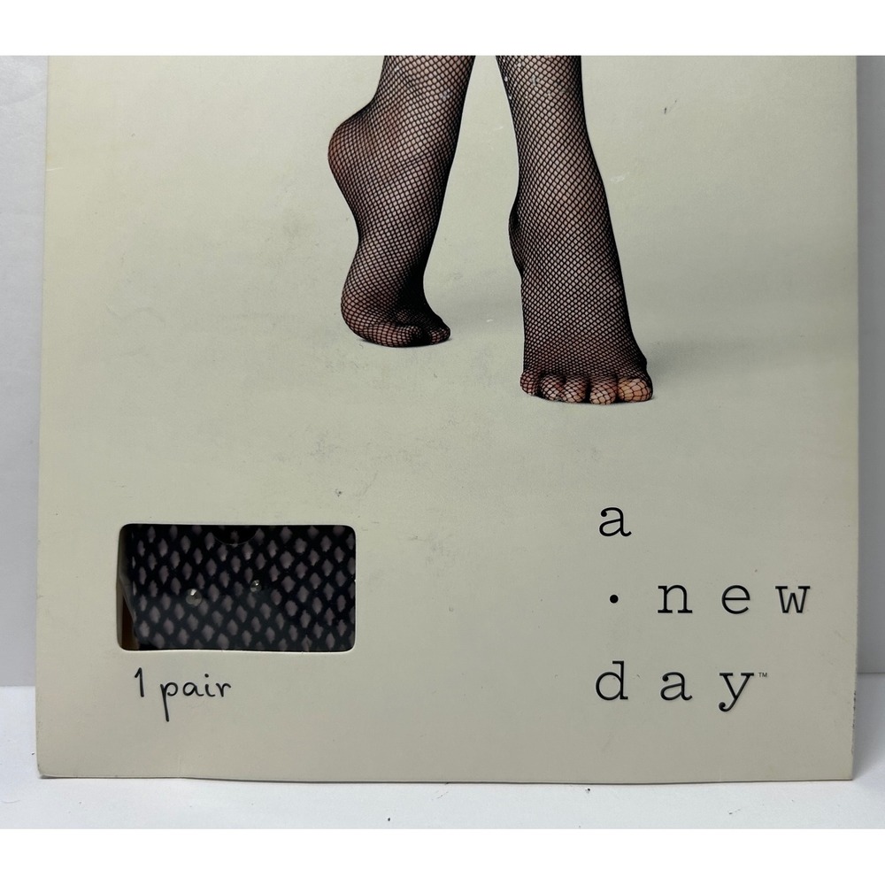 A New‎ Day Fashion Tights Black Fishnet Pattern Size M/L Brand New - Picture 2 of 9